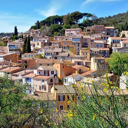 T2 à Bormes-les-mimosas, Proche Et Commerces, Parking Inclus, Animaux Acceptés - Fr-1-610-82 * Bormes-les-Mimosas